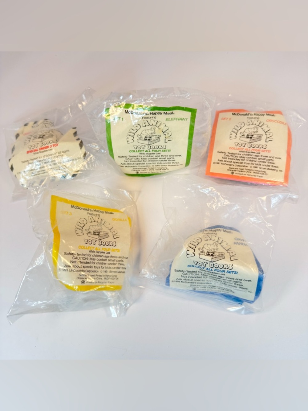 90s McDonalds Complete Set of 4 + 1U3 Wild Animal Toy Books Happy Meal Toys 1991